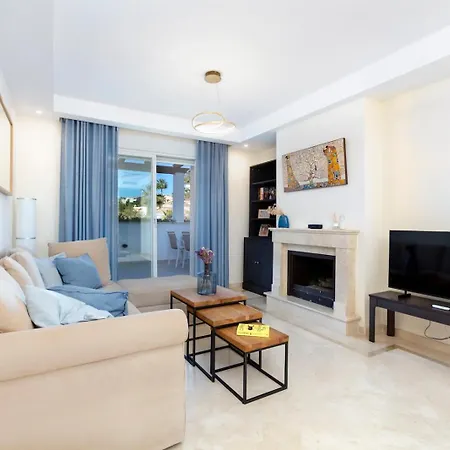 Duplex With Rooftop Terrace Aloha Royal Rdr230 Appartement Marbella