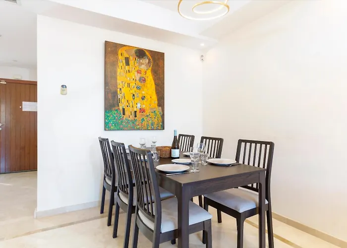 Duplex With Rooftop Terrace Aloha Royal Rdr230