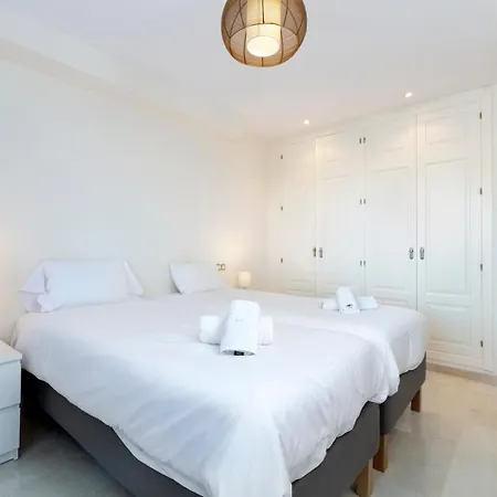 Duplex With Rooftop Terrace Aloha Royal Rdr230 *